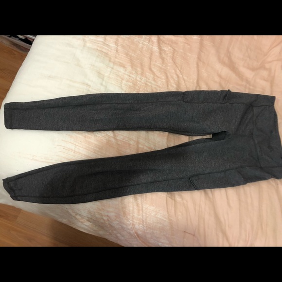 Worn 1x Lululemon Leggings! - Picture 1 of 6